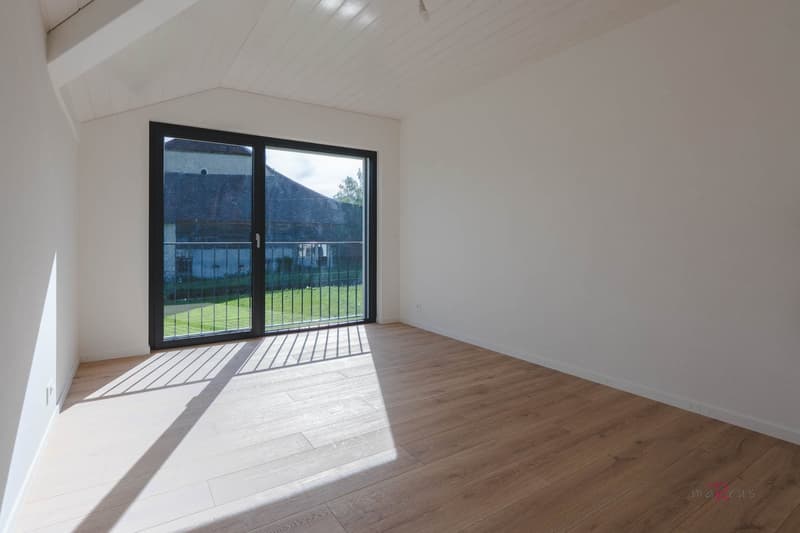 Maison mitoyenne avec 4 chambres, magnifique vue sur les champs et les Alpes (8)