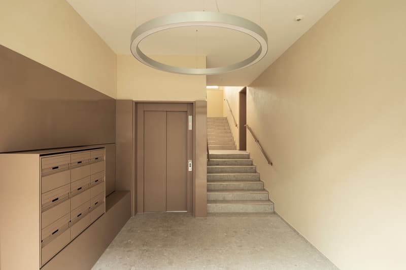 Exclusive office spaces in a newly renovated commercial building (6)