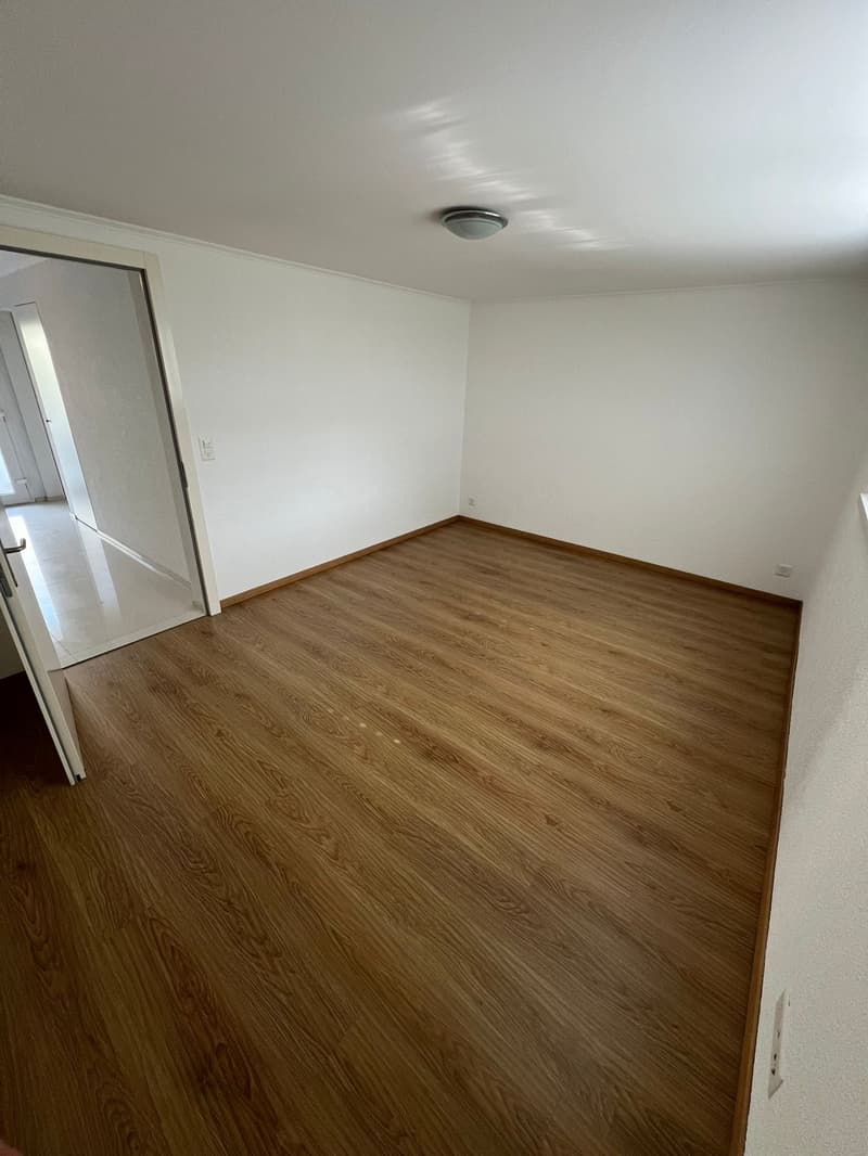 Charmante 2-Zimmer-Wohnung in Stansstad! (4)