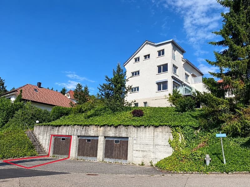 Einzelgarage mit zusätzlicher Parkfläche in Schönenwerd – ab 1. Dezember 2026 (1)