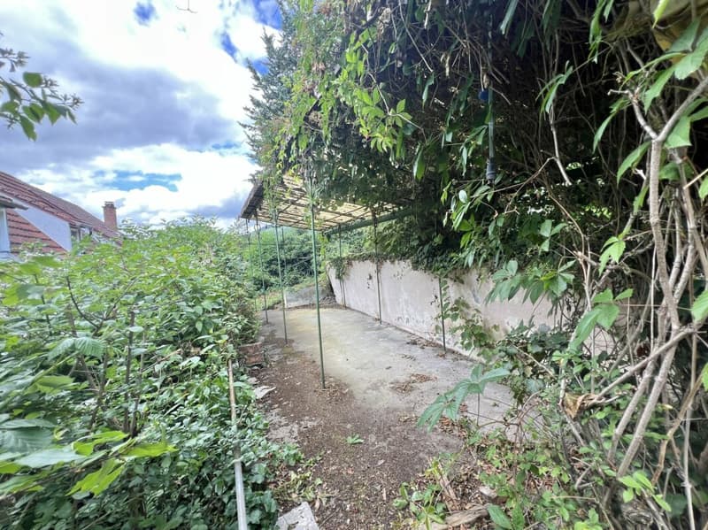 Terrain à bâtir dans un quartier résidentiel attractif (4)