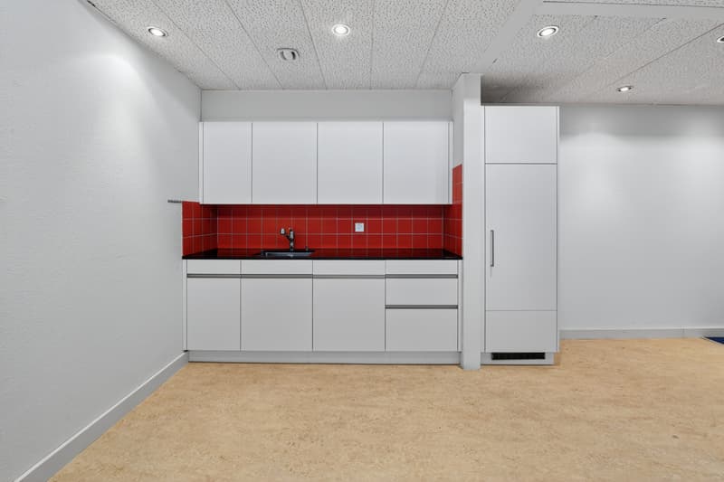 Attraktive Büro-/Gewerbefläche an attraktiver Lage (9)