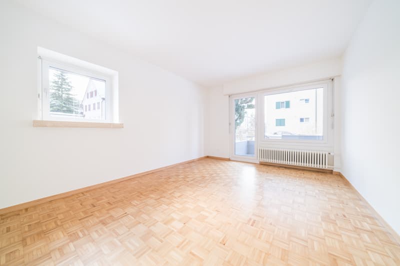 Central beautiful 3-room apartment available (4)