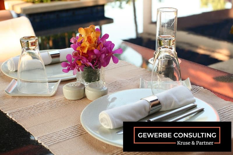Zürich Kreis 7: Restaurant mit schöner Gartenterrasse zu verkaufen (1)