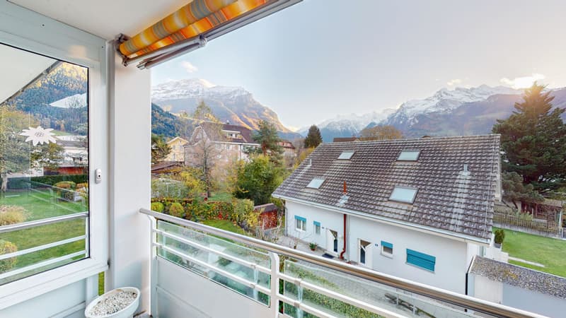 5.5 Zimmer Wohnung mit Balkon und Panorama-Bergsicht (Reserviert) (12)