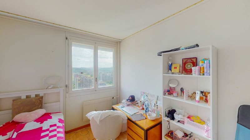 Appartamento di 5½ locali con vista in una posizione familiare (12)