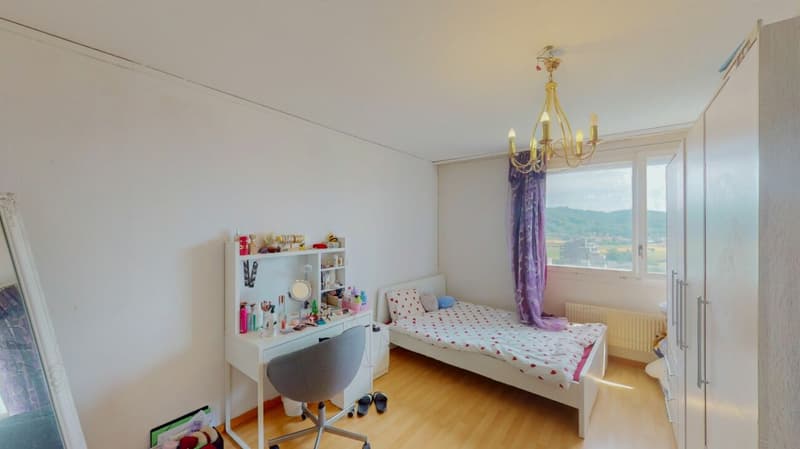 Appartamento di 5½ locali con vista in una posizione familiare (13)