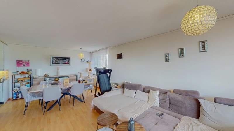 Appartamento di 5½ locali con vista in una posizione familiare (5)