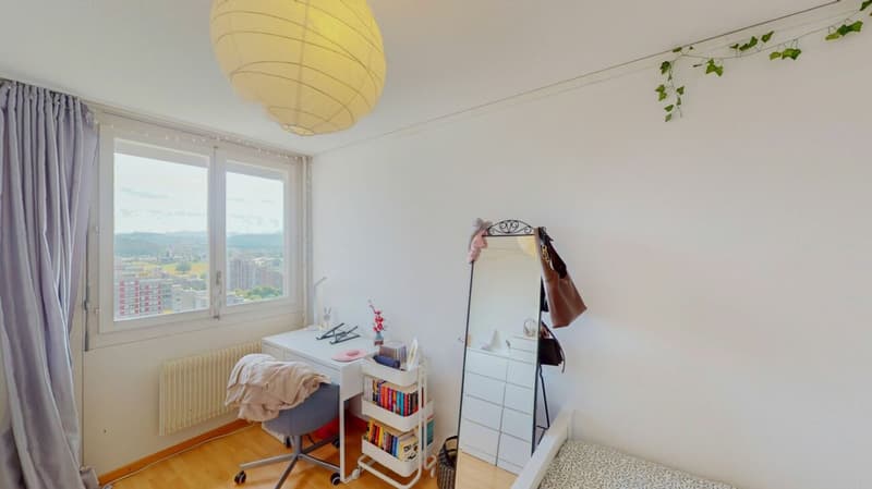 Appartamento di 5½ locali con vista in una posizione familiare (9)