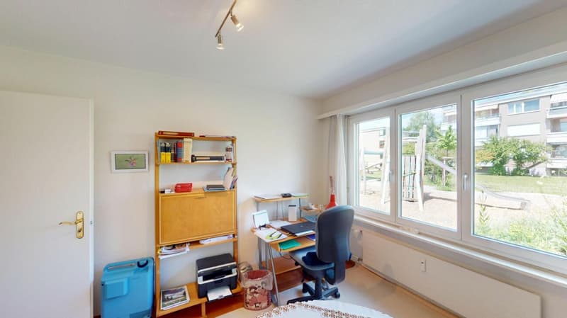 Appartement 4½ pièces dans un endroit calme et ensoleillé à Bolligen (11)