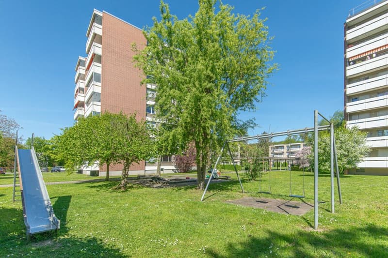 Your home in the family-friendly Wilacker quarter in Therwil BL. (13)