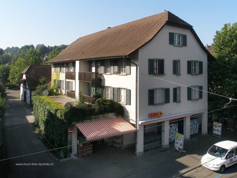 ZENTRAL GELEGENE 3-ZIMMER-WOHNUNG IN GRENZNÄHE (2)