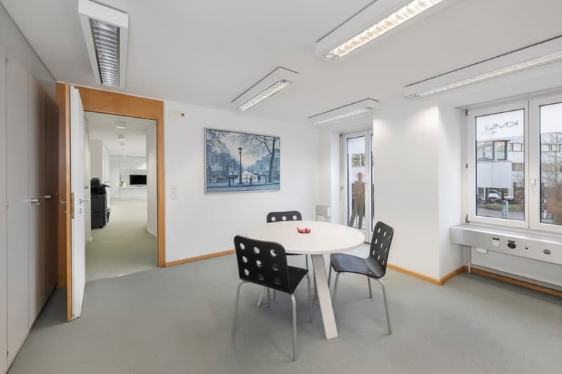 Ihr Büro direkt am Bahnhof Pratteln (4)