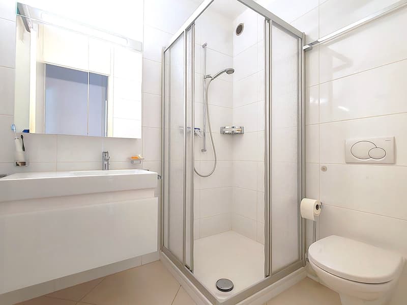 Bad mit Dusche