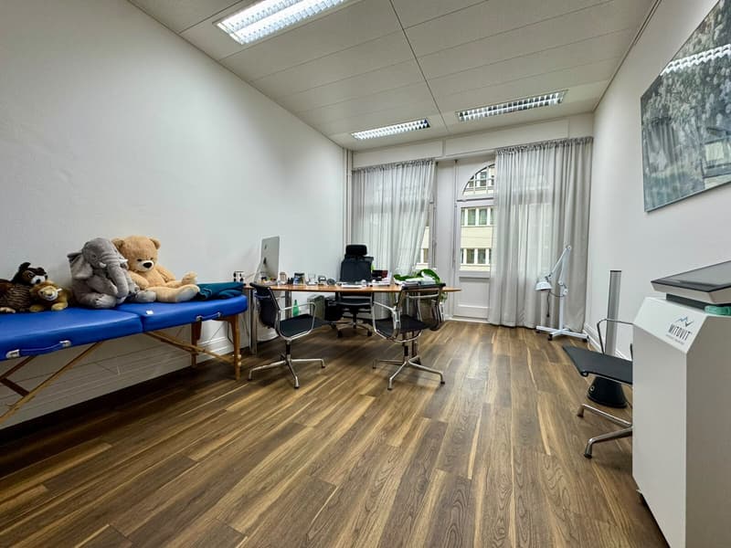 Exclusive medical and office spaces in Zurich-Seefeld (4)