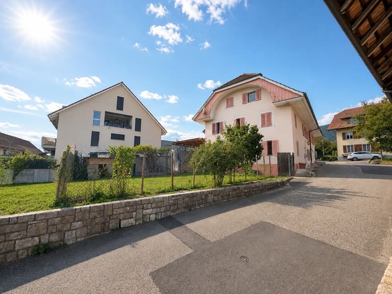 Rental property with residential and commercial use in Bellach (1)