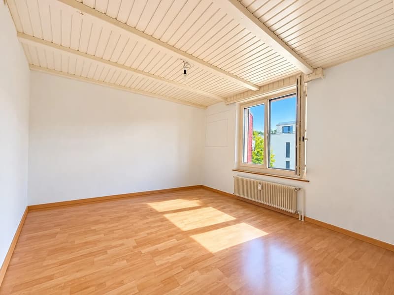 Helle 3.5-Zimmer-Wohnung mit Balkon in Oberwil mieten (6)