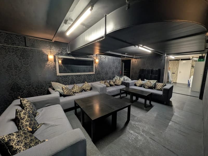 Bar & Lounge mit 530 m² an urbaner Lage in Zürich-West mieten (10)