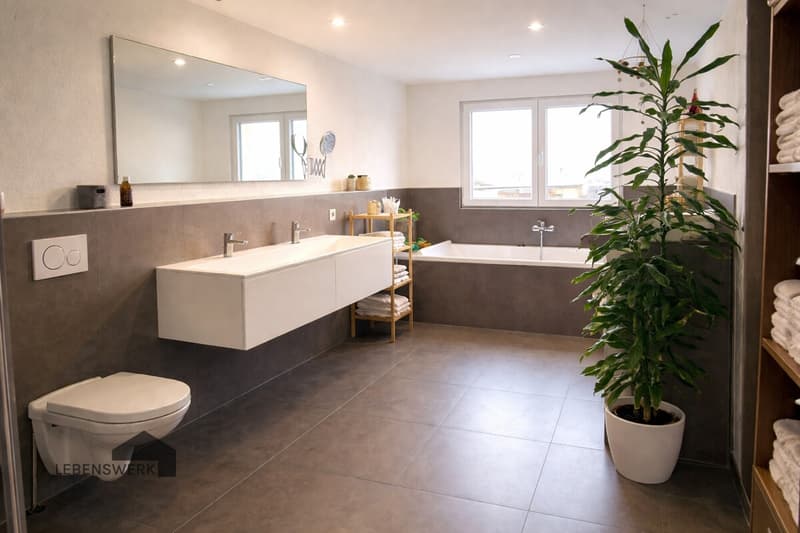 Modernes Badezimmer