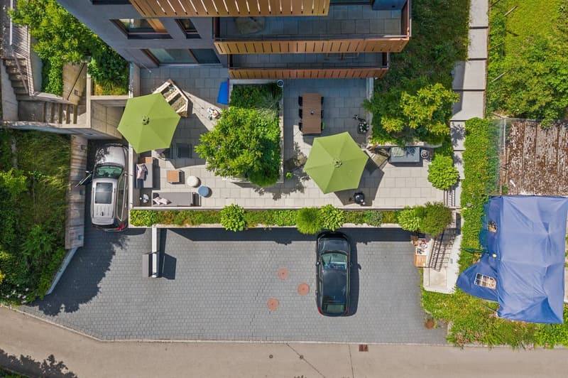 APPARTEMENT TERRASSE MODERNE 4.5 PIÈCES AU REZ-DE-CHAUSSEÉ INCLUSE GARAGE & PLACE DE PARKING EXTÉRIEURE (2)