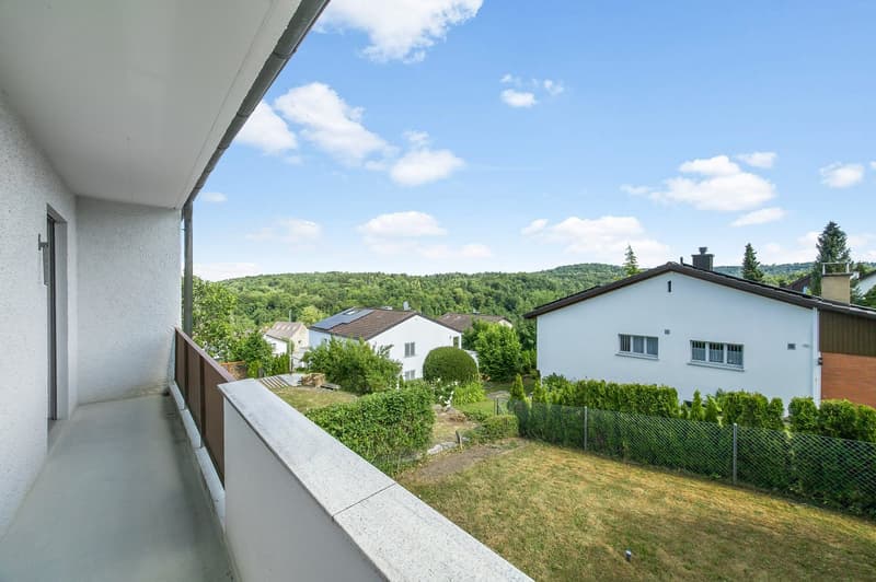 Well-maintained semi-detached house with garden, heat pump, PV system, and views (7)