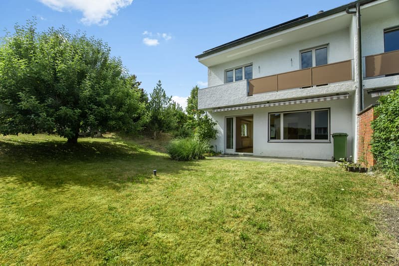 Well-maintained semi-detached house with garden, heat pump, PV system, and views (4)