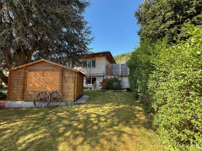 7.5-Zimmer-Einfamilienhaus mit Solaranlage, Einliegerwohnung und traumhaften Garten (3)