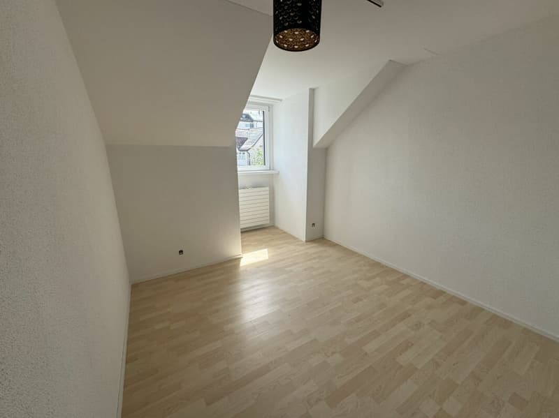 Modernized 5.5-room maisonette apartment (5)