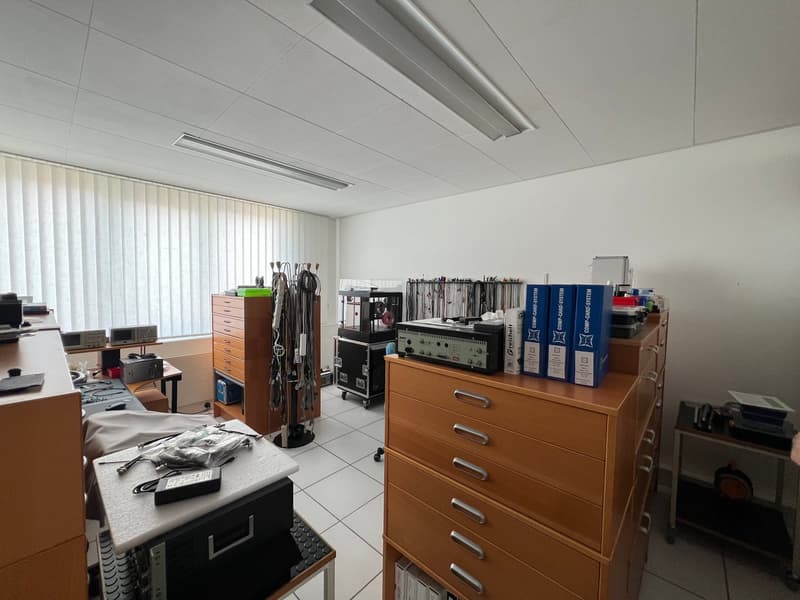 Geräumige 4.5-Zimmer Bürofläche im Herzen von Bülach (5)