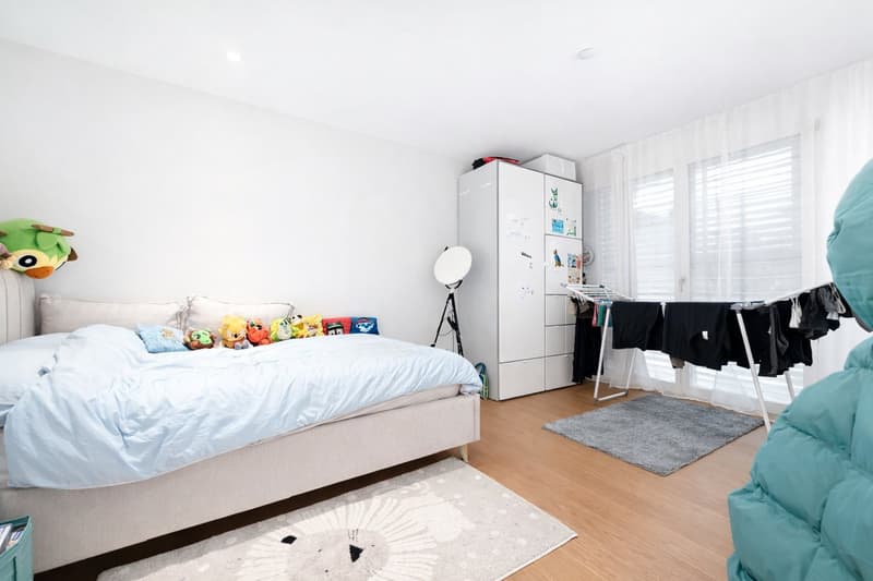 Moderne 3.5-Zimmer-Wohnung mit Balkon und Garage in Regensdorf (4)