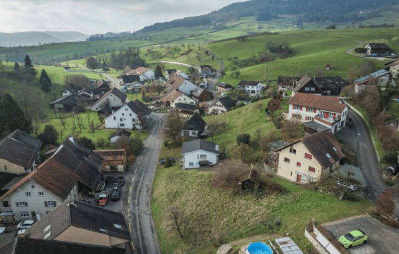 840 m² building land with approved project | rural | No architectural commitment (2)