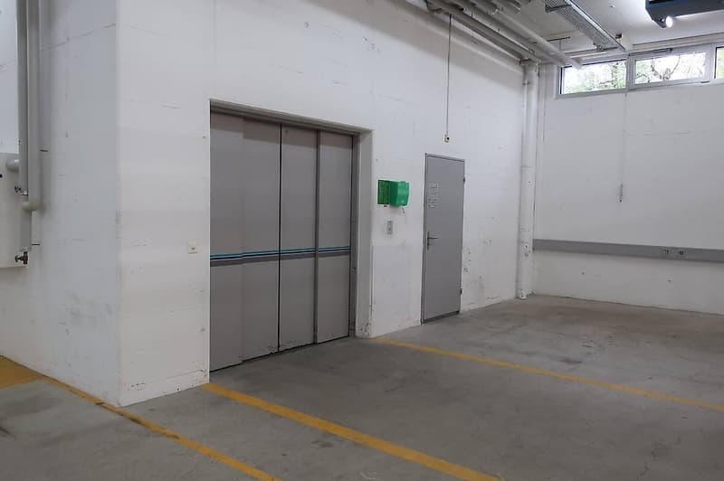 Spazio di stoccaggio in una posizione centrale a Zuchwil (3)