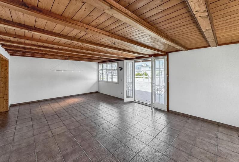 5.5-room apartment and commercial space divisible from 60sqm for rent (13)