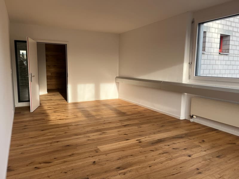 Uffici in affitto al 3° piano di una proprietà commerciale (2)