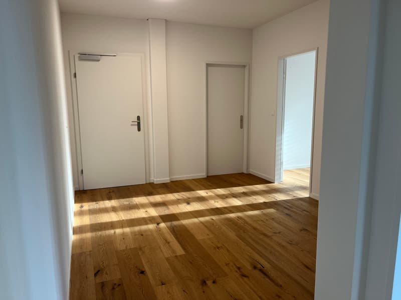 Uffici in affitto al 3° piano di una proprietà commerciale (3)
