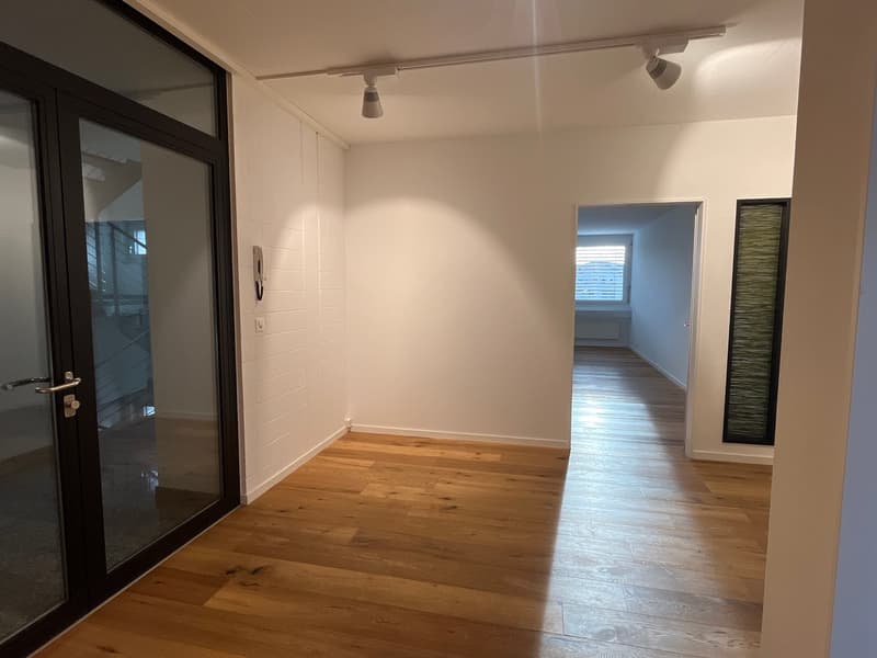 Uffici in affitto al 3° piano di una proprietà commerciale (43)