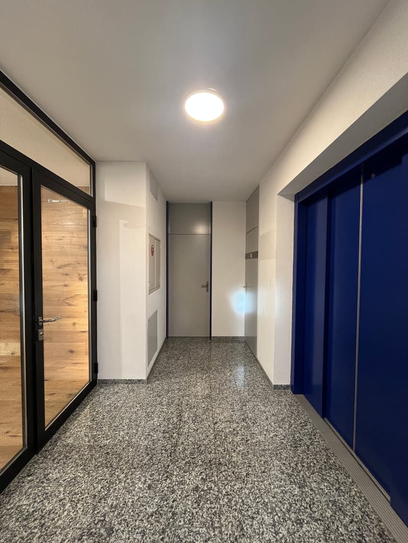 Uffici in affitto al 3° piano di una proprietà commerciale (13)