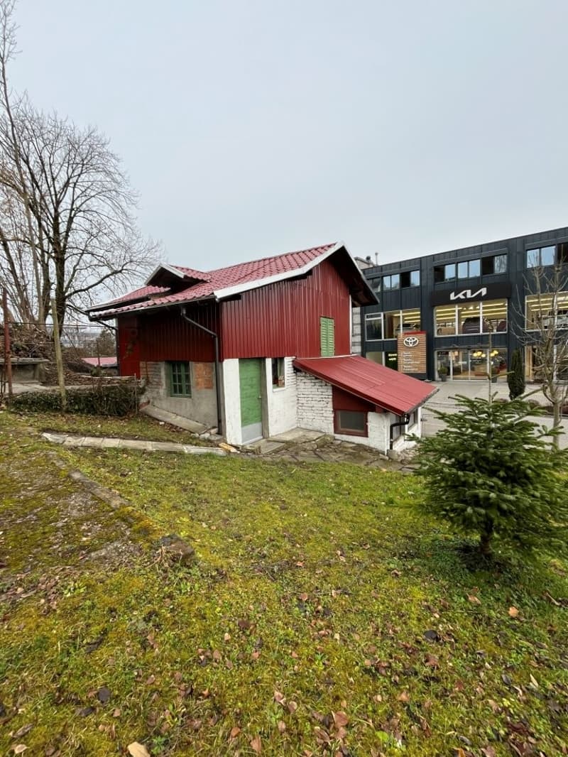 Vielseitiger Gewerberaum mit Atelier-Charakter in Au ZH (1)