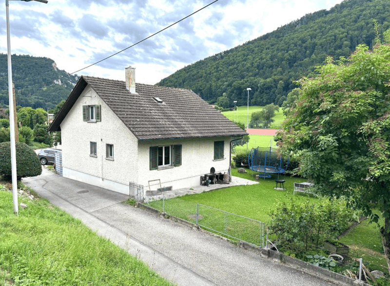 Charming 5.5-room single-family house in a quiet location in Mümliswil (4)