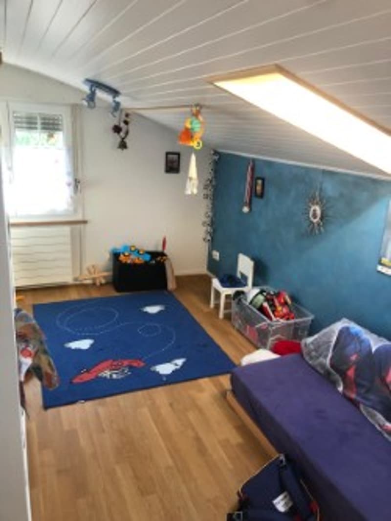 Charmante maison de 5,5 pièces à Port (3)