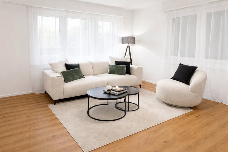 Appartement de 4,5 pièces rénové récemment, ensoleillé avec vue sur le lac et jardin privé (7)