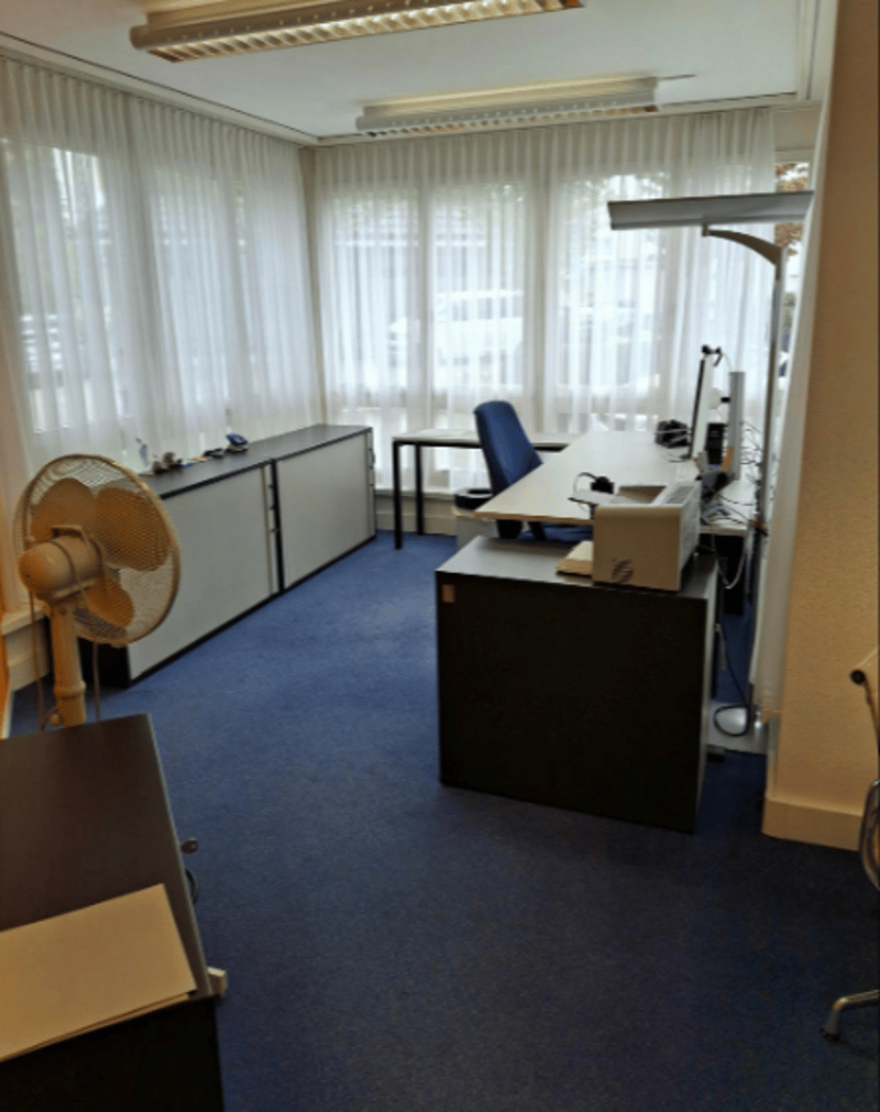 Espace de bureau ou de pratique attractif et polyvalent dans un emplacement central à Münchwilen (8)