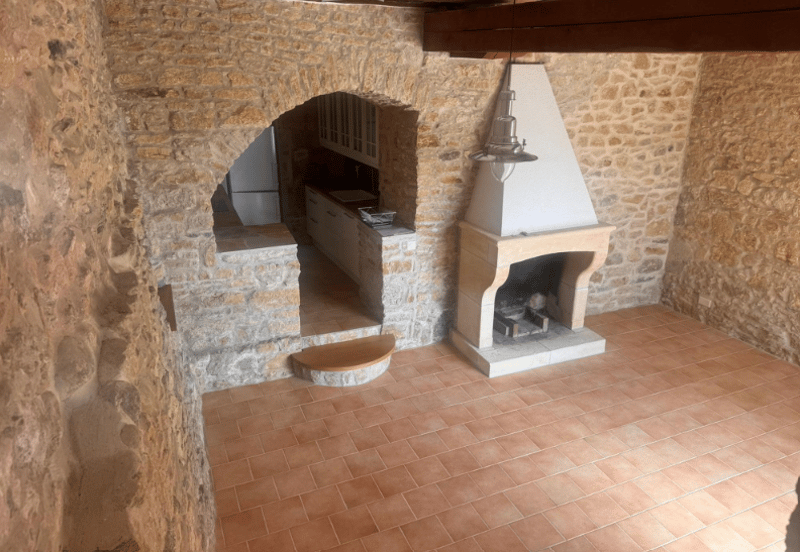 Charmantes 3,5-Zimmer-Wohnung in einem historischen Gebäude in Corcelles NE (1)