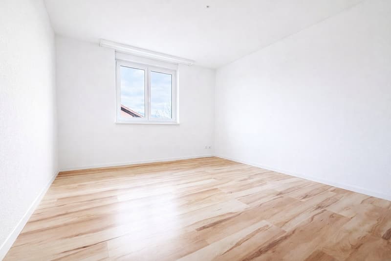 Maison familiale moderne à Eiken avec lumière, paix et qualité de vie (9)