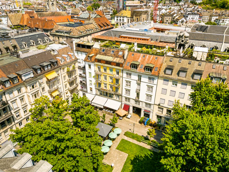 EXCLUSIVE OFFICE SPACE DIRECTLY ON PARADEPLATZ – WORK IN THE HEART OF ZURICH (6)
