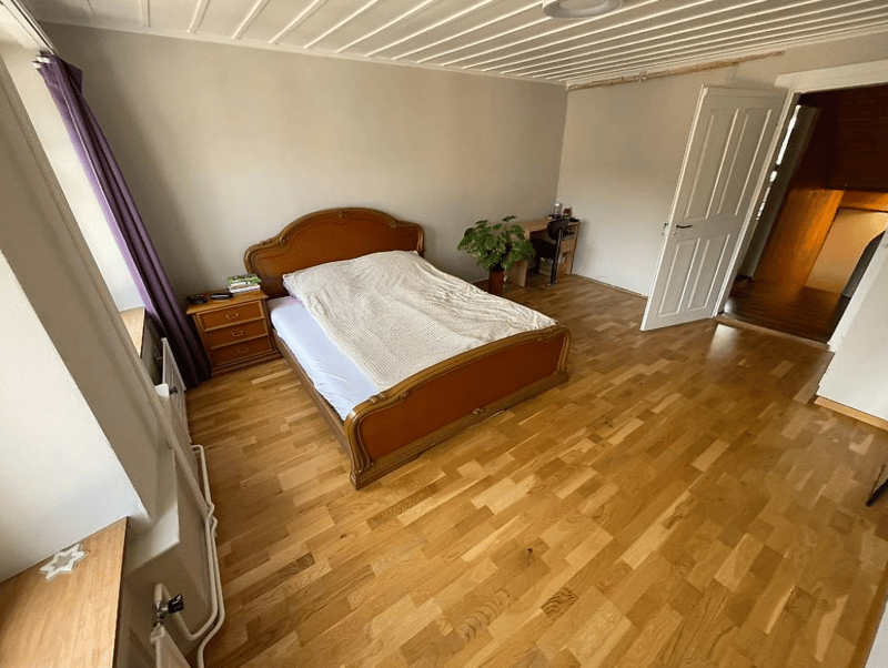 Charming 6-room row house on Reitbahnstrasse in Glarus (11)