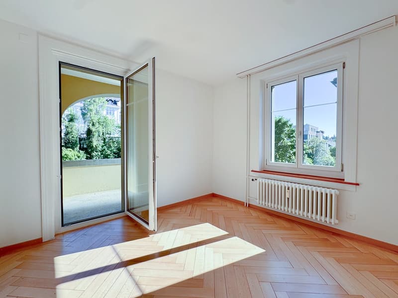 Superbe appartement 5 pièces dans un quartier calme (7)