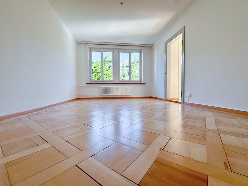 Superbe appartement 5 pièces dans un quartier calme (5)
