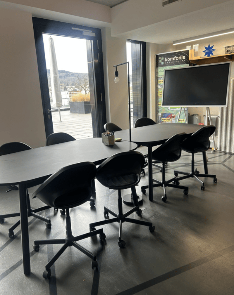 Espace de bureau meublé / Postes de travail en sous-location (Places individuelles ou d'équipe) (4)
