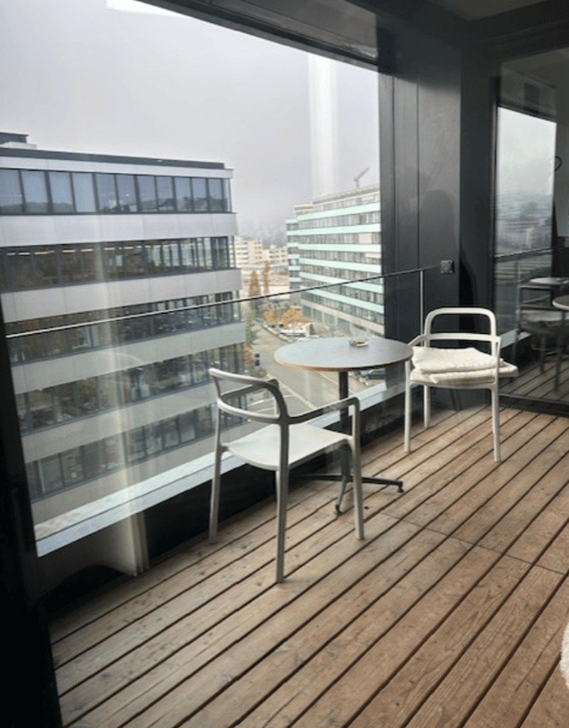 Espace de bureau meublé / Postes de travail en sous-location (Places individuelles ou d'équipe) (8)